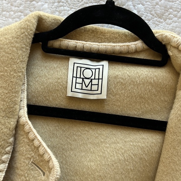 ❌SOLD❌ TOTEME
Draped fringed wool-blend jacket 32 - Picture 8 of 14